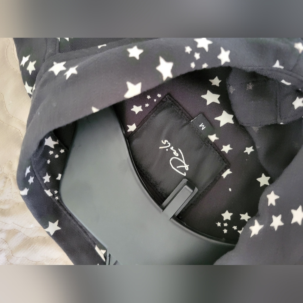 Rails Rayon Star Button Down Shirt Size Medium - image 6